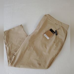The North Face Women’s Plus Bridgeway Ankle Pant adjustable khaki stone Size 24w